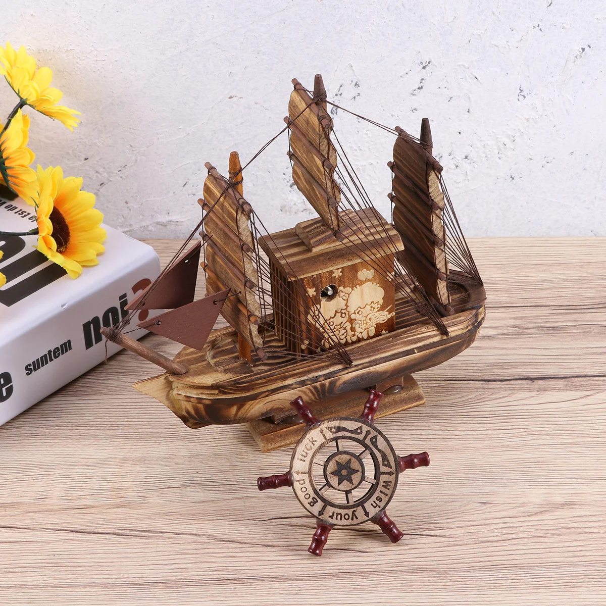 

Vintage Music Box Pirate Ship Wooden Wind-Up Table Decoration Coffee Retro Home Decor Gift For Birthday Christmas Wedding