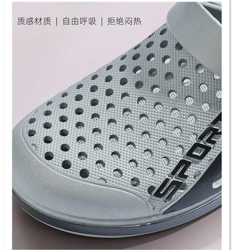 2024 Summer Men Anti-slip Beach Slippers Breathable Fashion Outdoor Sandals Hollow Flats Holes Garden Beach Shoes A0043