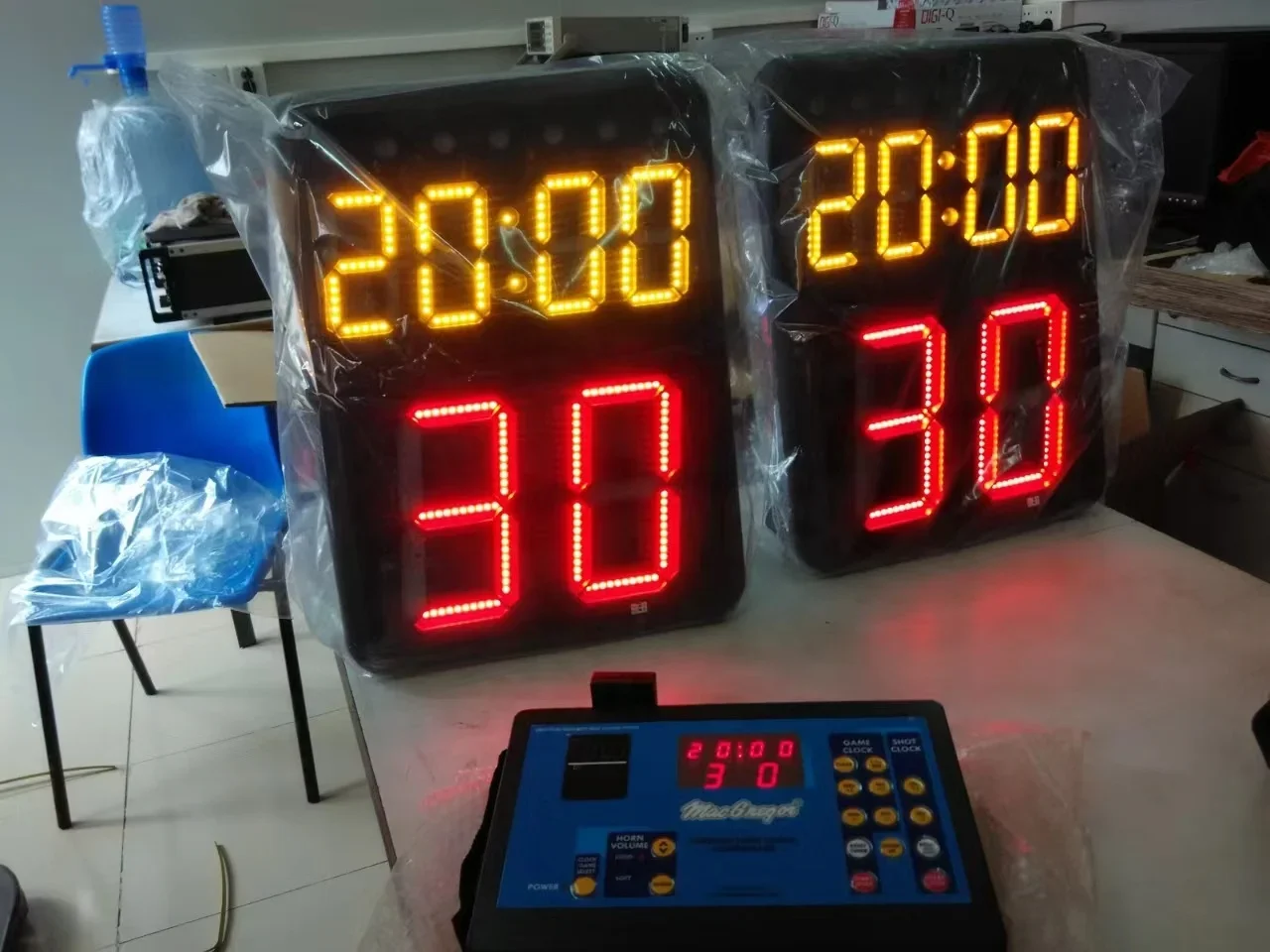 RYK Wireless 24 Seconds Shot Clock for Sports with Remote Controller Adjustable 0 to 99 Seconds Ideal for Basketball Timing