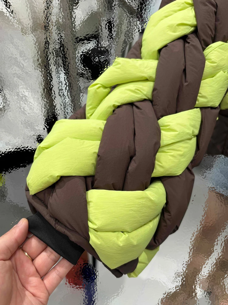 Luxury down jacket with hooded Women's 2025 Winter New design Criss-cross contrast color puffer coat Warm ladies INKEO DJ517