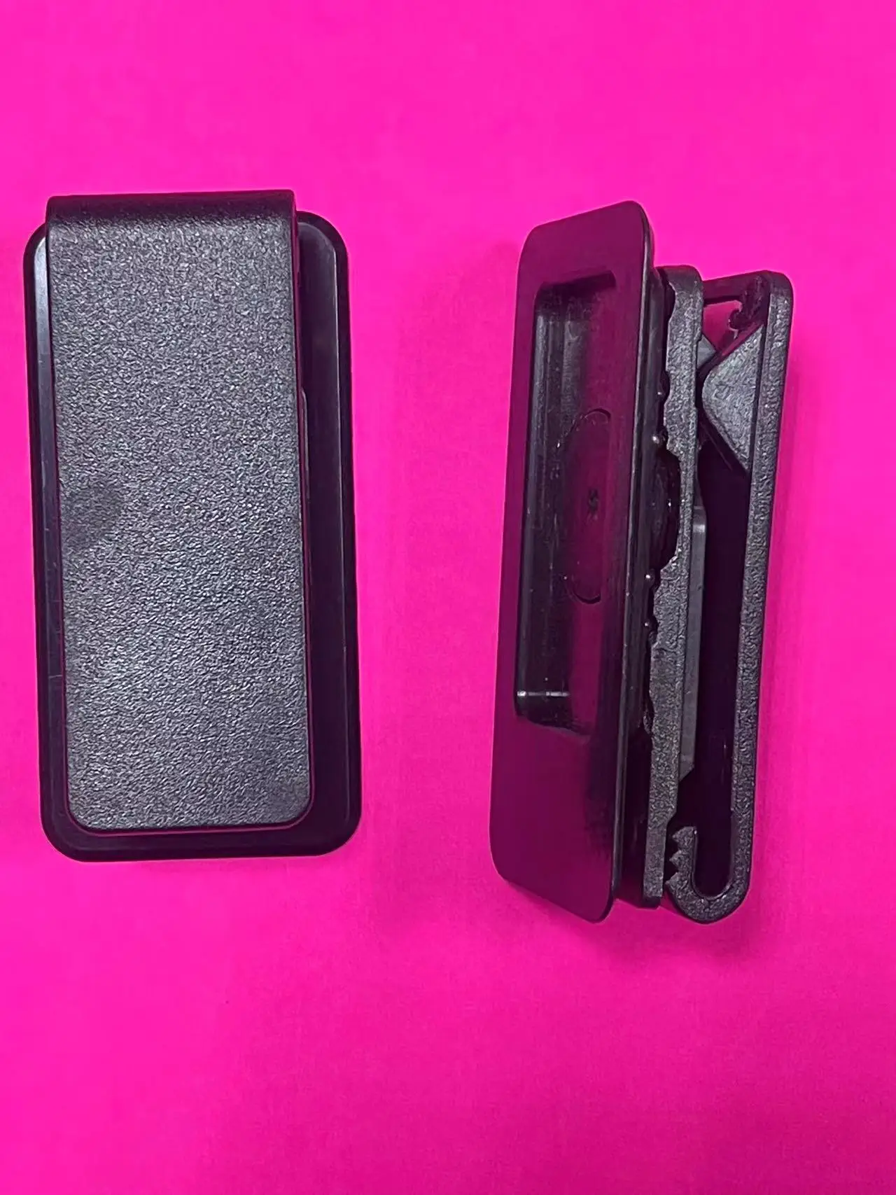 Universal 360 Swivel Clip Rotate Plastic Rotating 360 Degree Rotating Belt Clip for Holster Sheath phone case cover