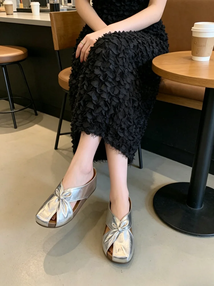 Soft Leather Metallic Knot Closed-Toe Half Shoes, Round Toe Low Heel Mule Slippers, Wide Feet Friendly Daily & Outdoor Wear