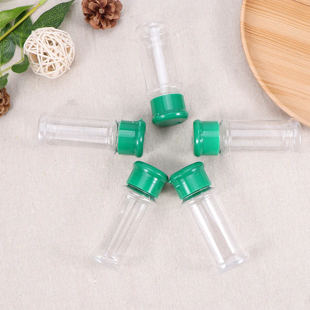 25Pcs Plastic Seasoning Bottles Spice Jars Shaker Salt Pepper Dispenser for Kitchen Restaurant Barbecue Random Color