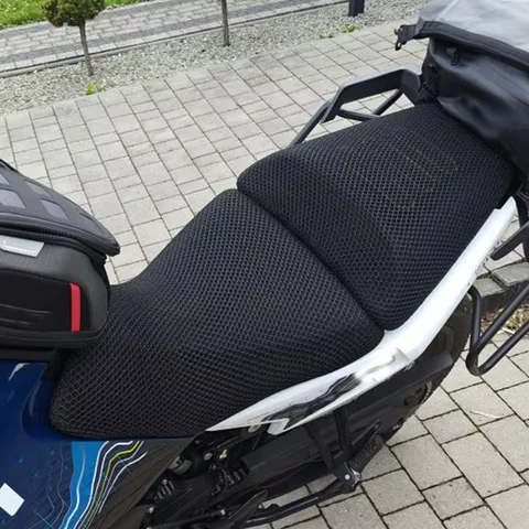 Для мотоцикла Husqvarna Norden 901: Сетчатая противоскользящая накладка на сиденье, изоляционный чехол для сиденья, защита сиденья.