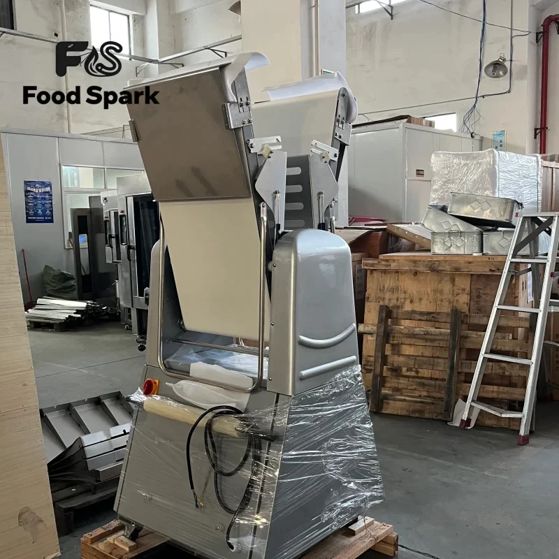 

Factory Wholesale Bakery Used Sheeter For Croissant Pastry Dough Roller Press Machine