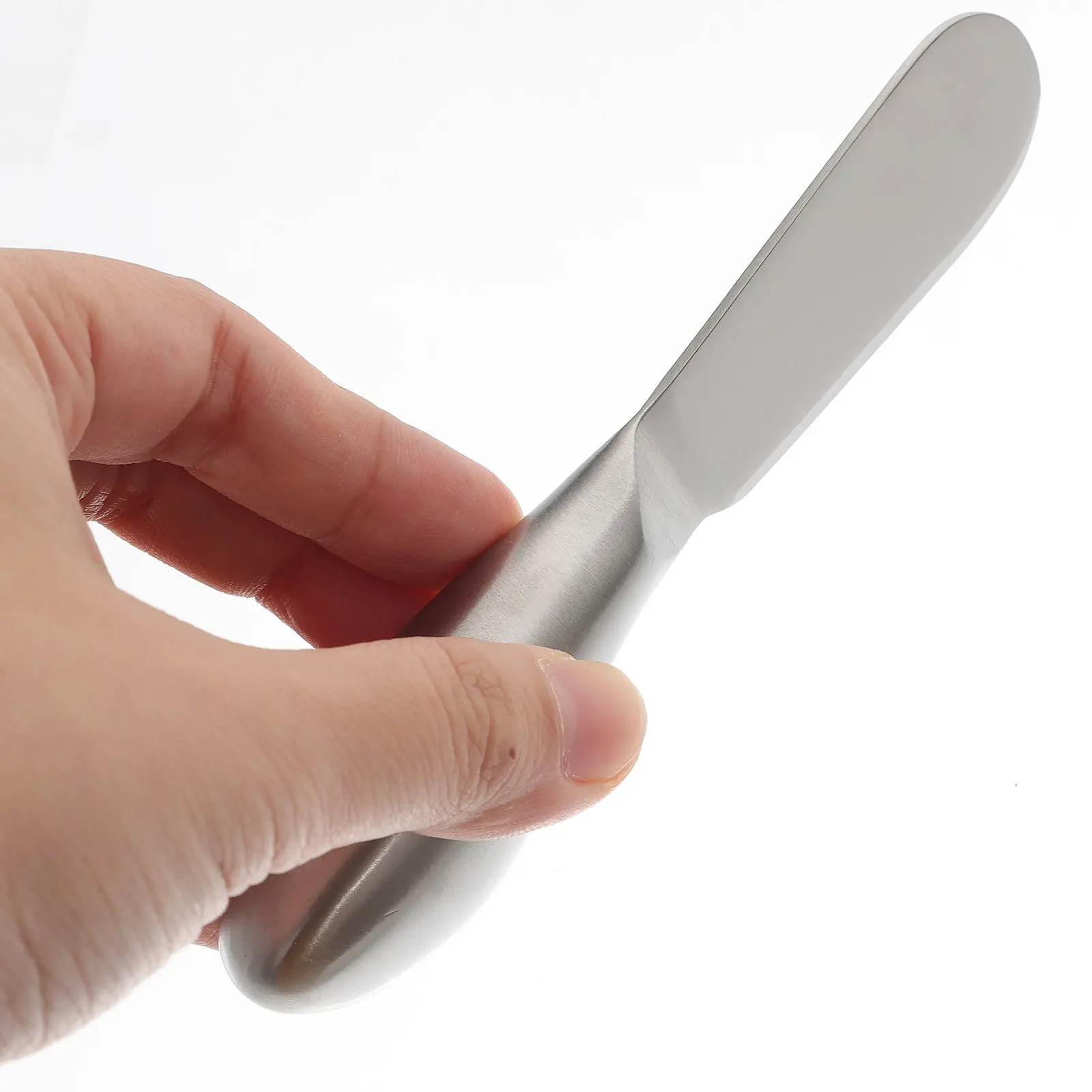 

Набор из 3 предметов: нож, вилка, ложка из нержавеющей стали. Эргономичный дизайн. Легко использовать для подачи сыра, сливочного масла, торта, мясных деликатесов на сервировочной доске.