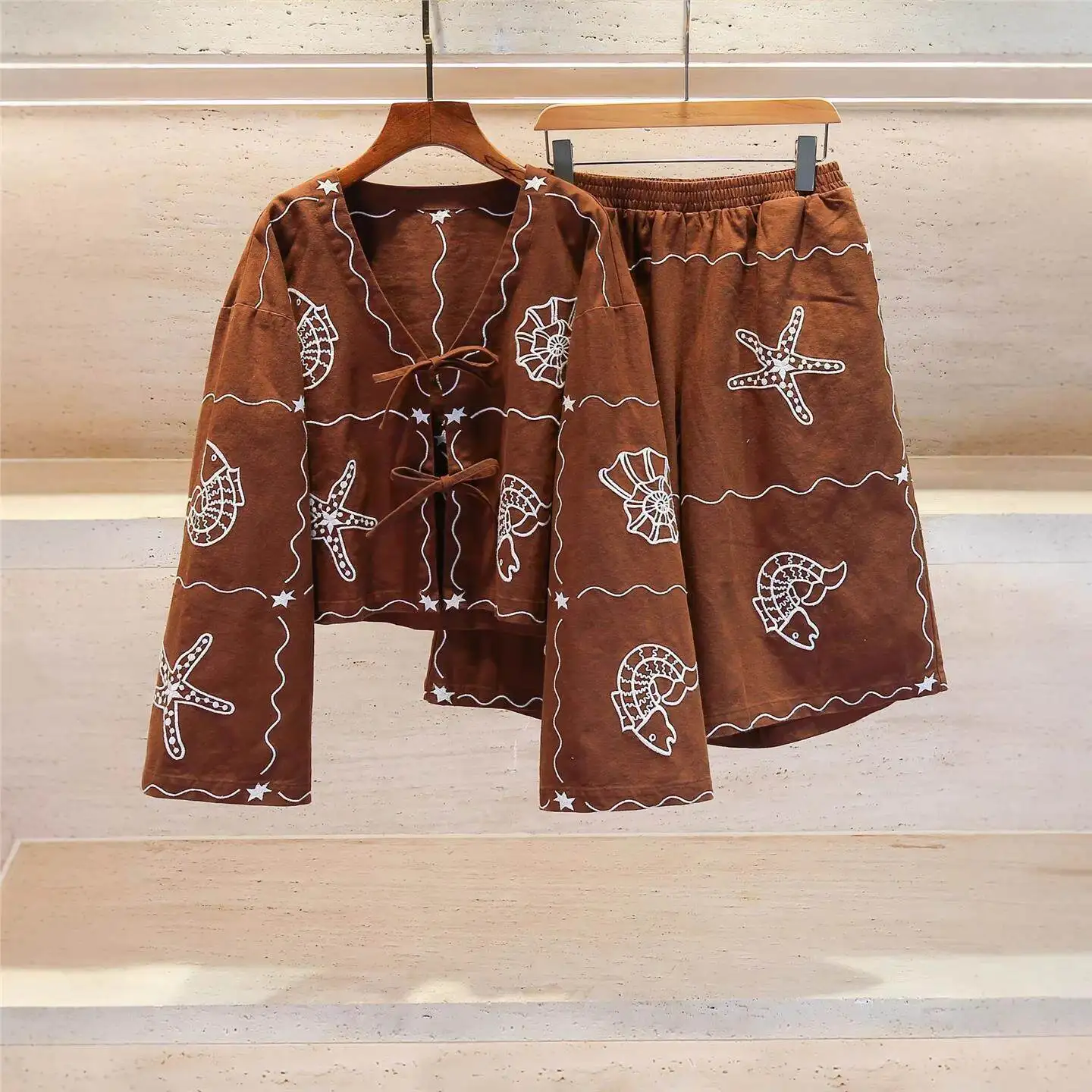 Elegant Fashionable Floral Print Vacation Style Two-Piece Set Cross-Border New Arrival Casual Pants for Women in PVC Material