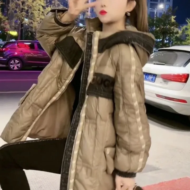 European Design Down Cotton Clothes New Niche Splicing Fluff Embroidery Age-reducing Bread Clothes Medium and Long Loose Clothes