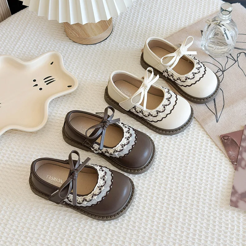 2026 Autumn Girls Leather Shoes New Sweet Princess Kids Causal Flat Shoes Fashion Bowknot Children Lace Party Wedding Shoes