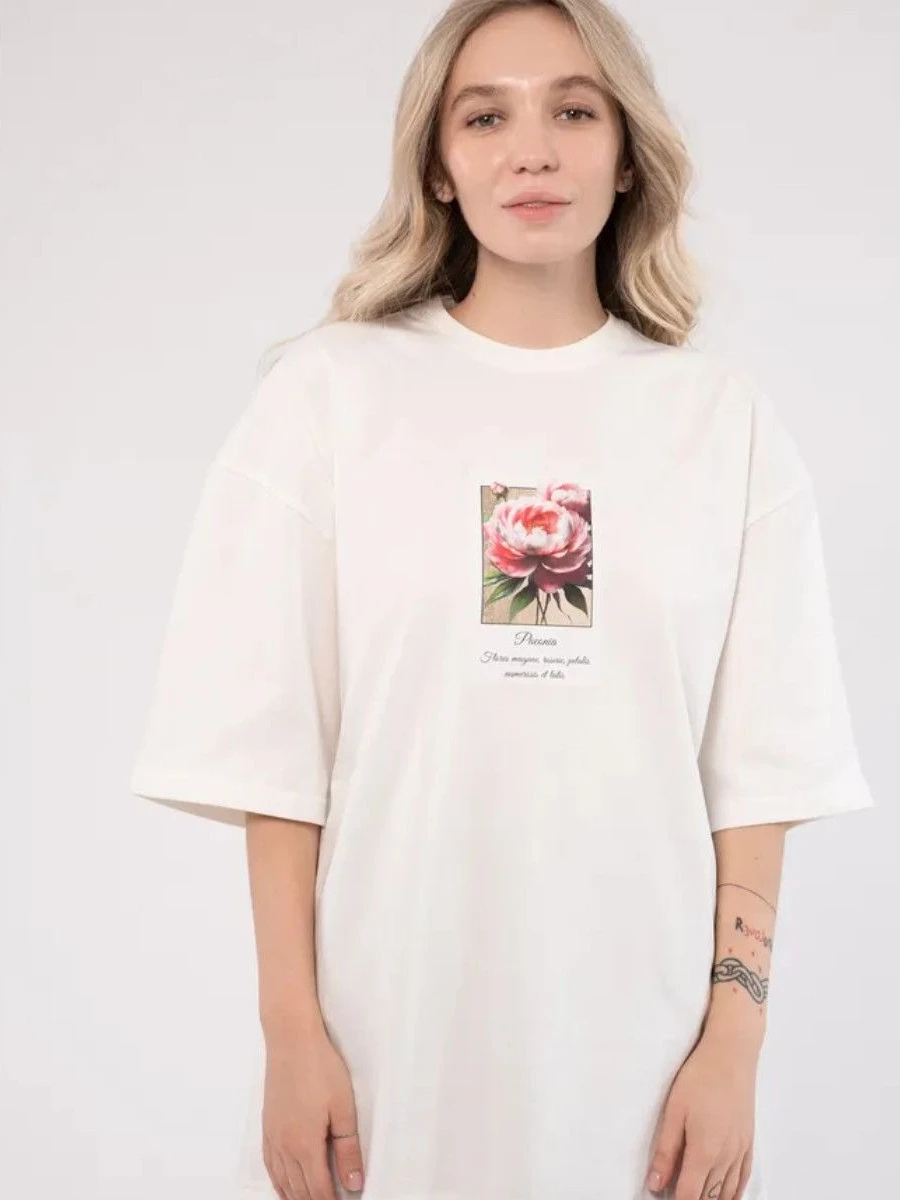 French Elegant Women Vintage Paeonia Botanical Illustration Print Latin Label Casual Loose Fit Graphic Tee Streetwear Sweet Lady