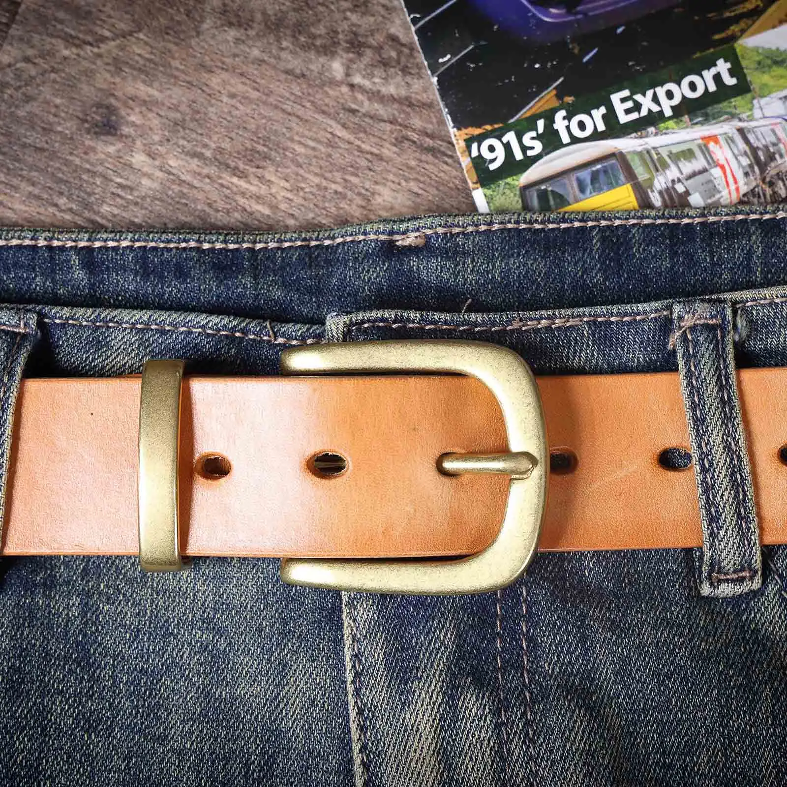 Vintage Echtleder-Herrengürtel mit Massiver Messingschnalle, Handgefertigter Casual-Dornschließen-Gürtel aus Verstärktem Italienischem Rindsleder mit Geschenkbox – Detail 16