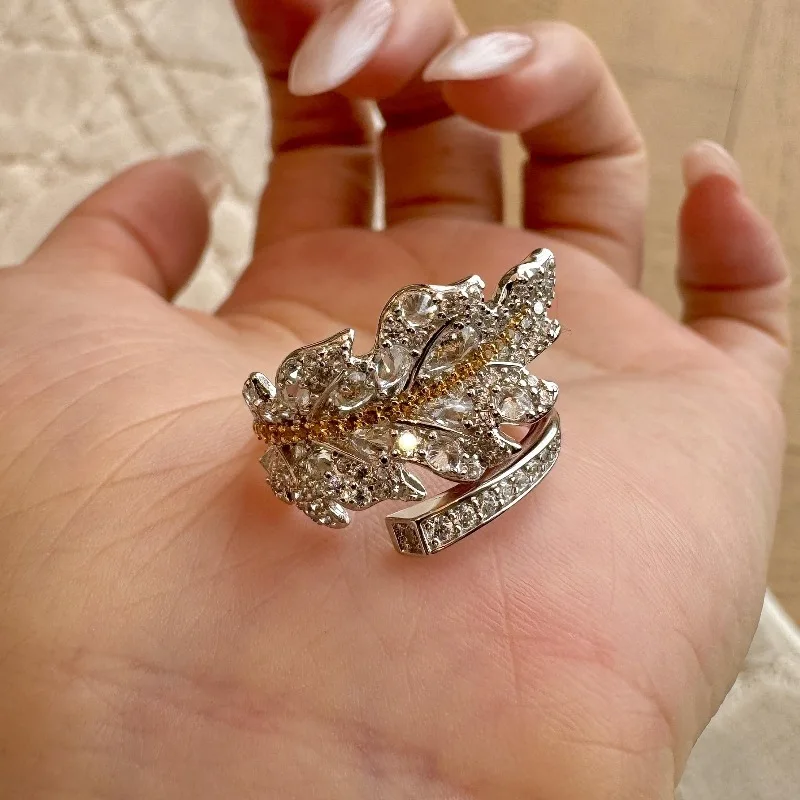 

Luxury Adjustable Leaf Ring – Full Pavé Crystal Design for Solar Plexus Chakra Alignment & Attracting Personal Power