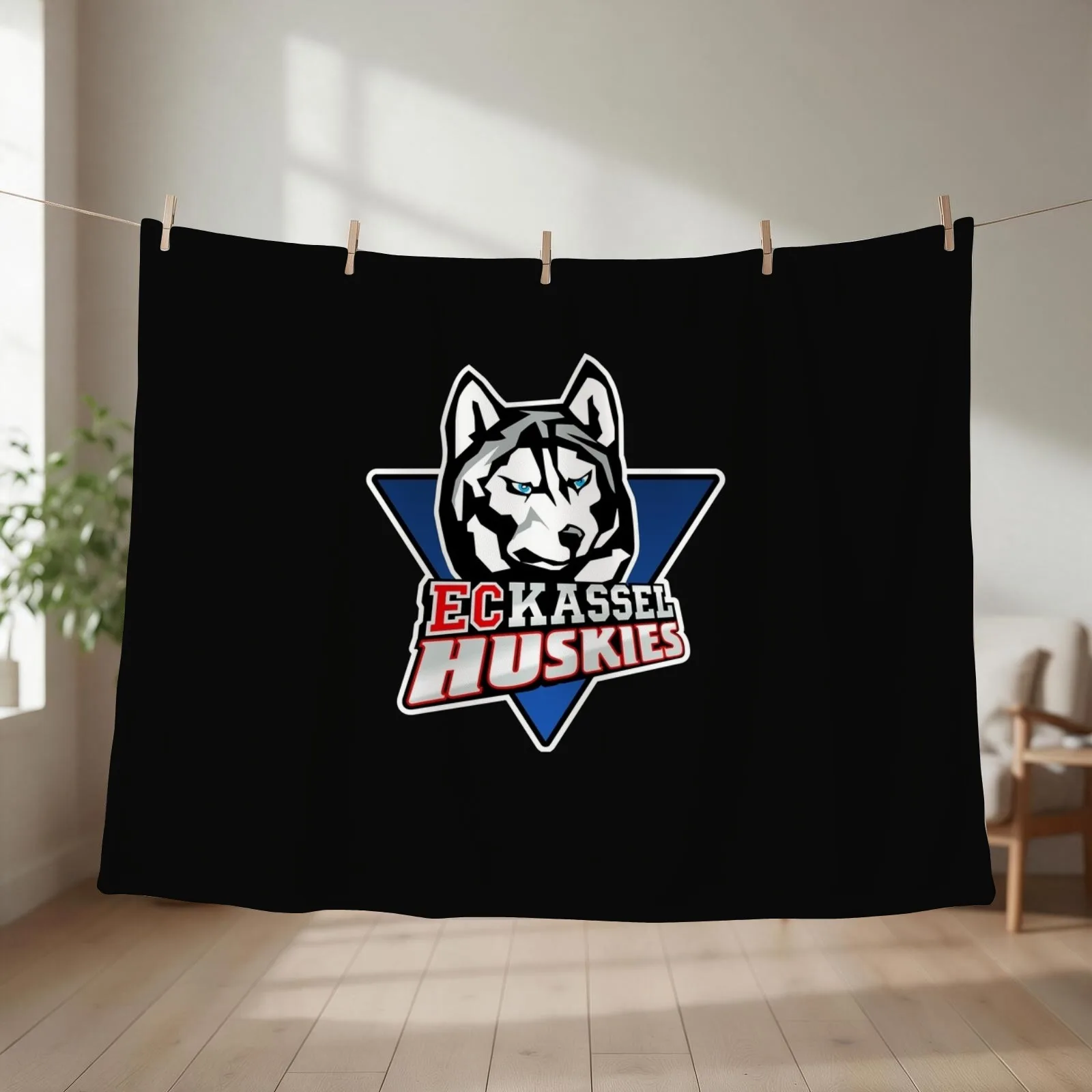 Kassel Huskies Hockey Classic T-Shirt Throw Blanket Soft Big Cute Summer Beddings Thins Blankets