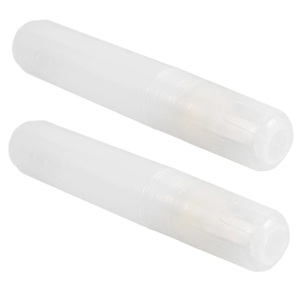 2Pcs Refillable Blank Paint Pens Fillable Markers with Flat Head Fine Nibs for Outdoor Signage Indoor Decoration Metal Wood
