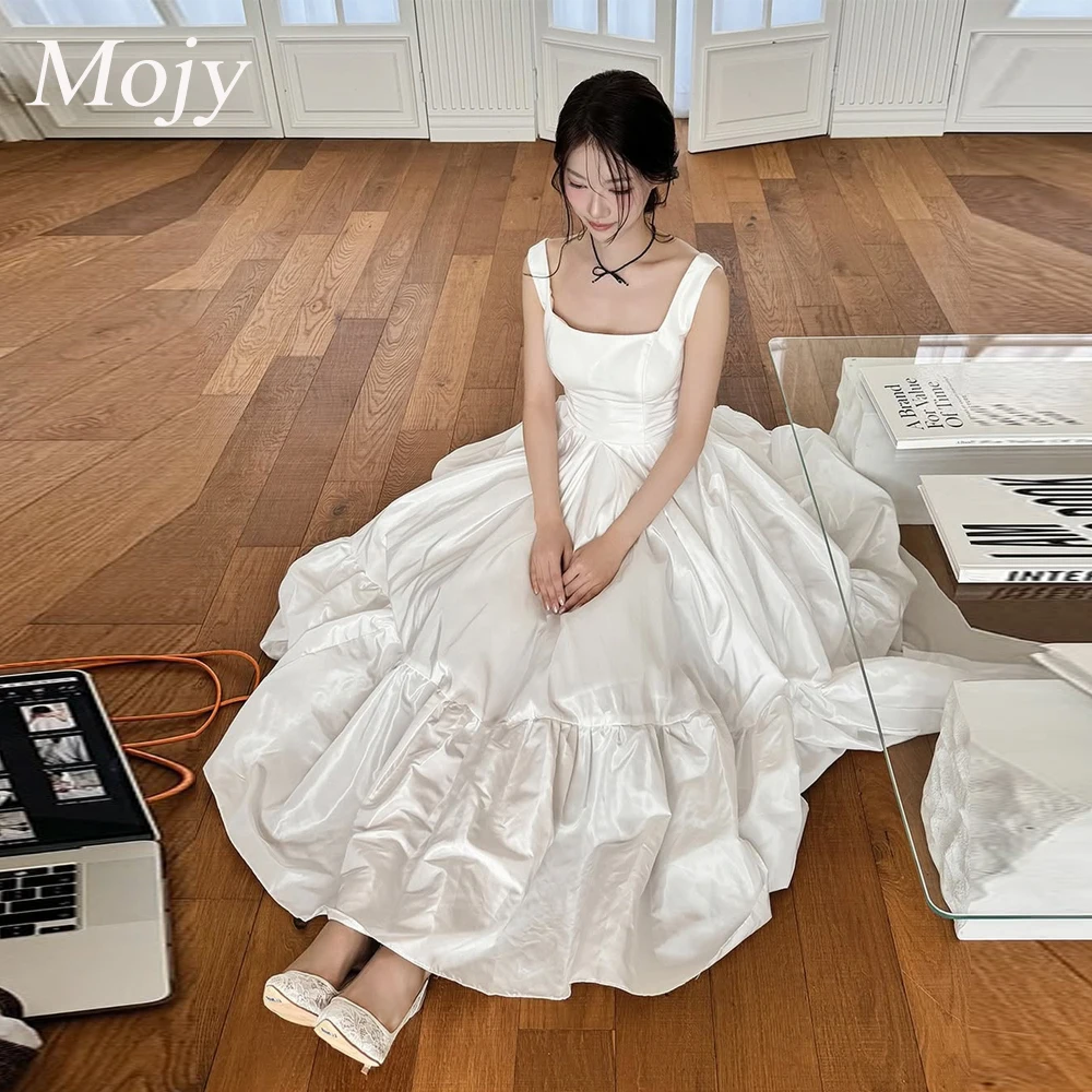 

Mojy Korea Square Neck Floor Length Sleeveless Pleated Bride Dresses Soft Satin Corset Wedding Dresses 웨딩드레스 Ivory Custom