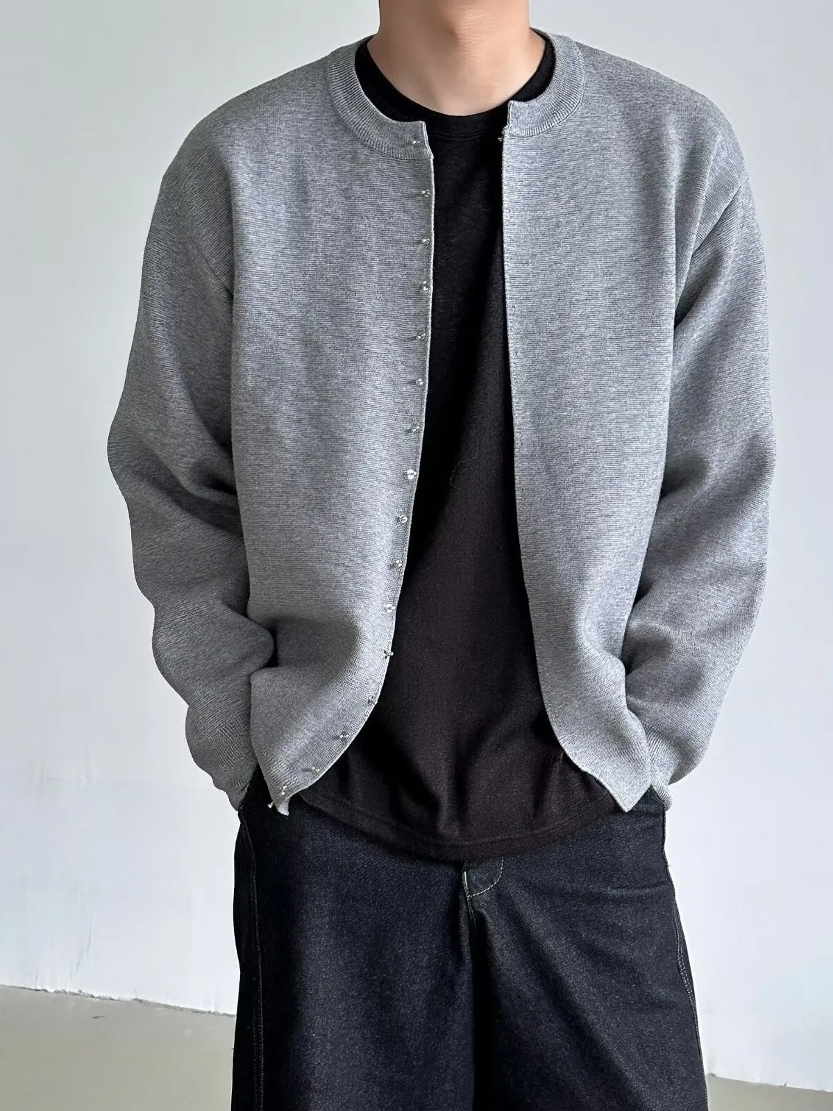 

Кардиган ручной работы с металлическими заклепками, свободного кроя, осенне-зимняя верхняя одежда, повседневный стиль, длинный рукав, круглый вырез