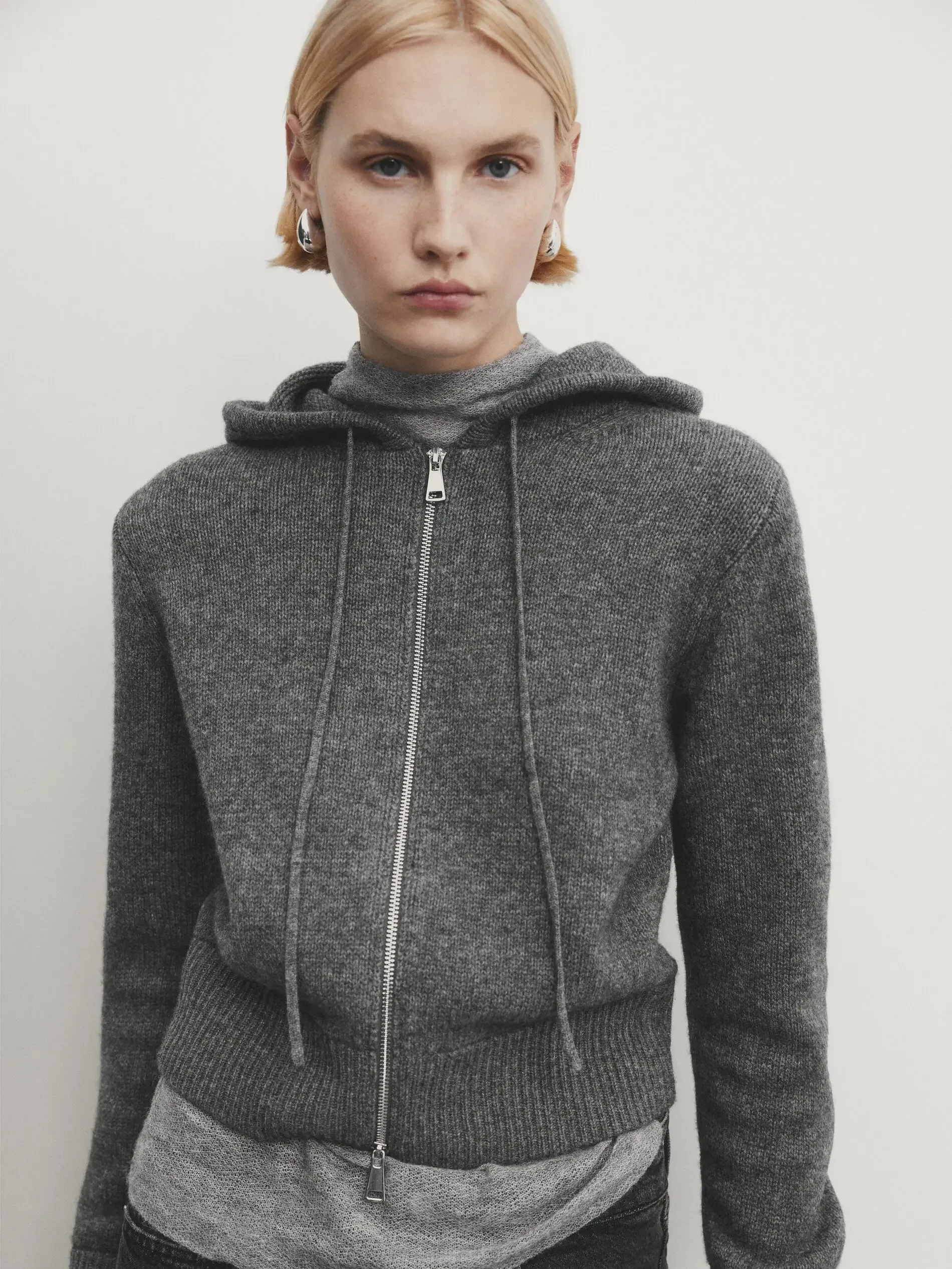 

Ethereal costume 2026 MD YAZHIMEI spring new style of Women's casual sports style wool blend knit short hooded sweatshirt coat