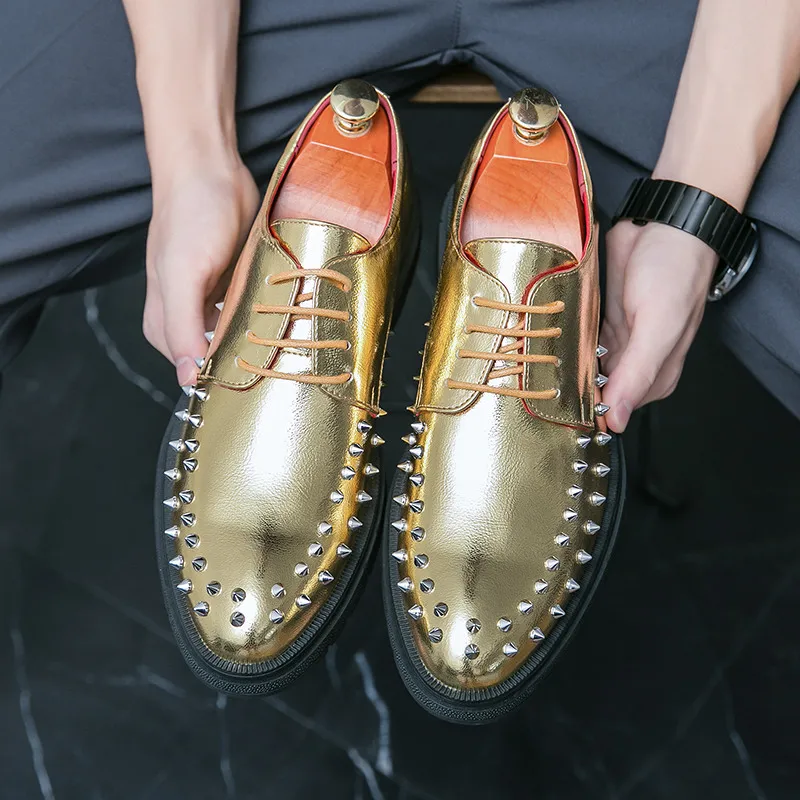 

Роскошные золотые модельные туфли, мужские деловые туфли на платформе с заклепками, модные кожаные вечерние туфли на шнуровке для мужчин, zapatos de cuero