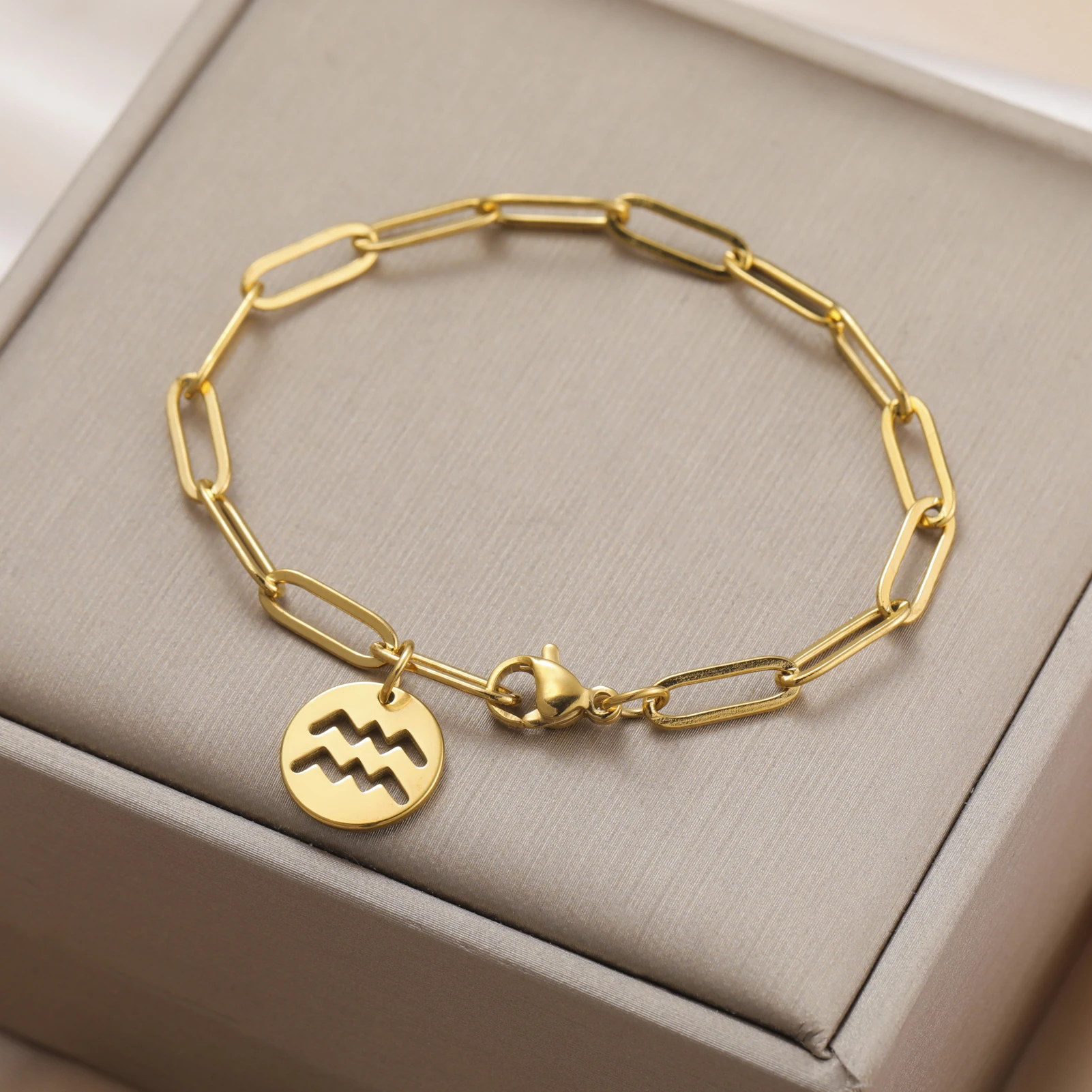 Skyrim Zodiac Charm… - image