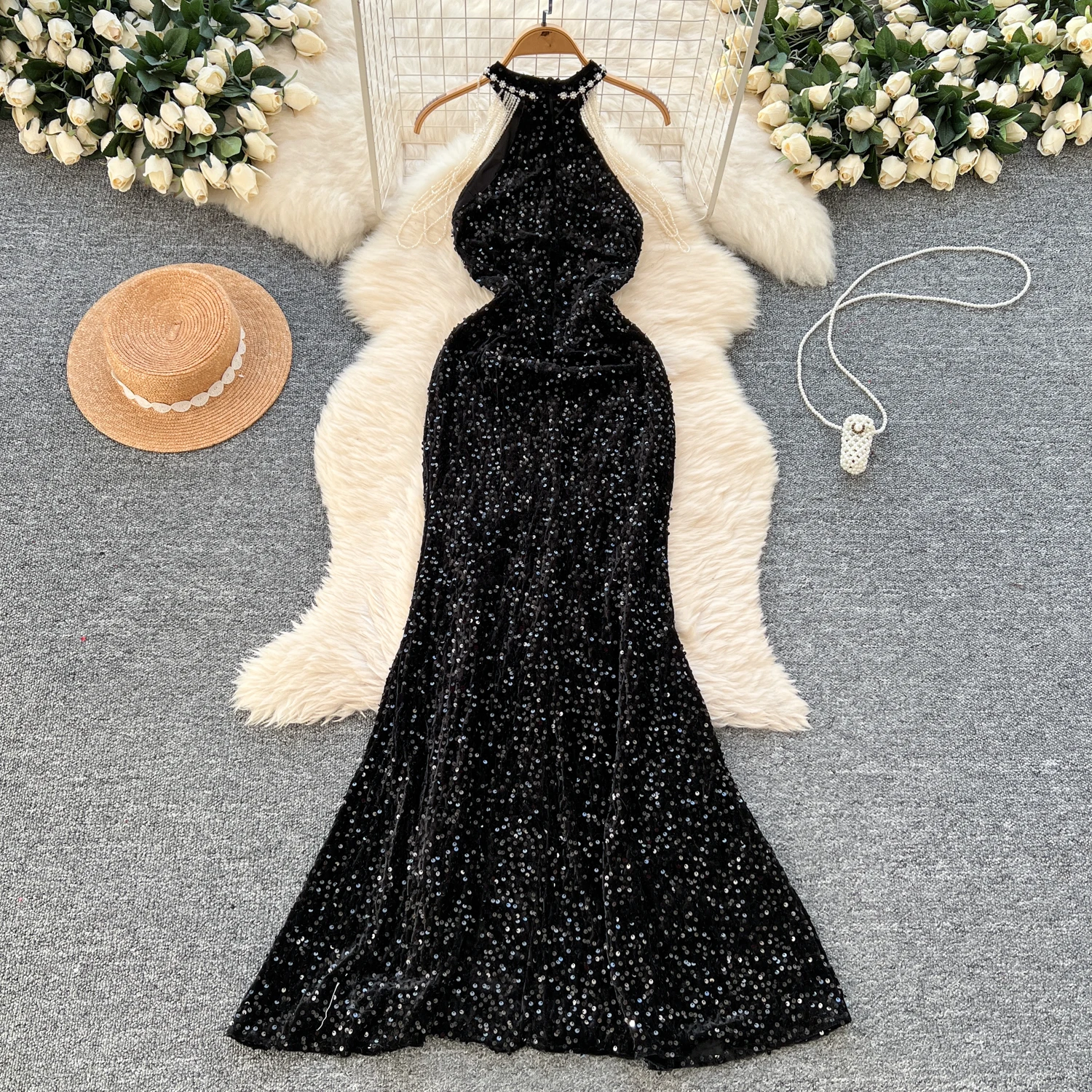 Elegant Sleeveless Vintage Embroidered Beads Halter Sequin Slim Velour Long Dresses Evening High Street Autumn Winter Clothing