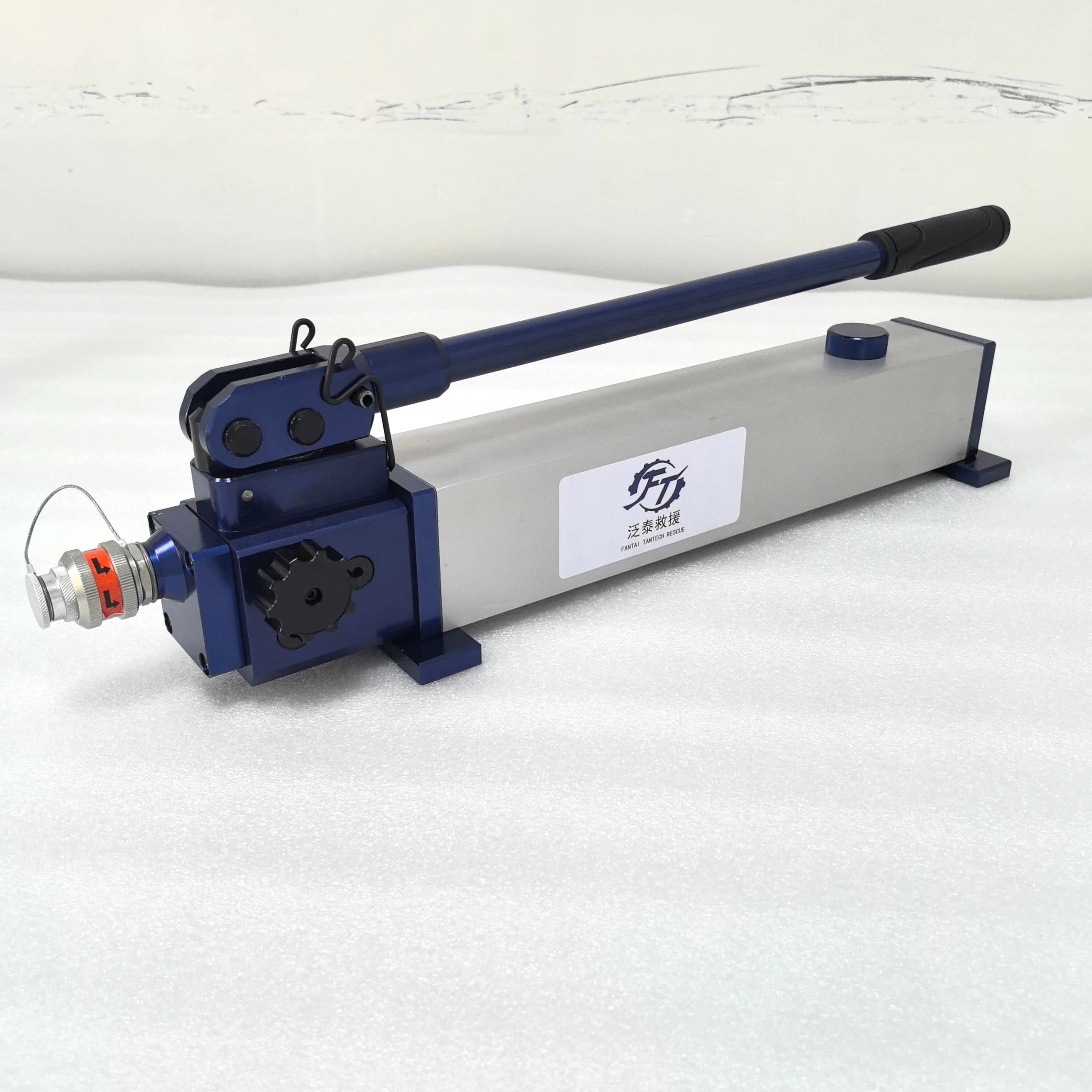 

Manual Hydraulic Pump Power Unit for Demolition Tool Set Portable Rescue Equipment
