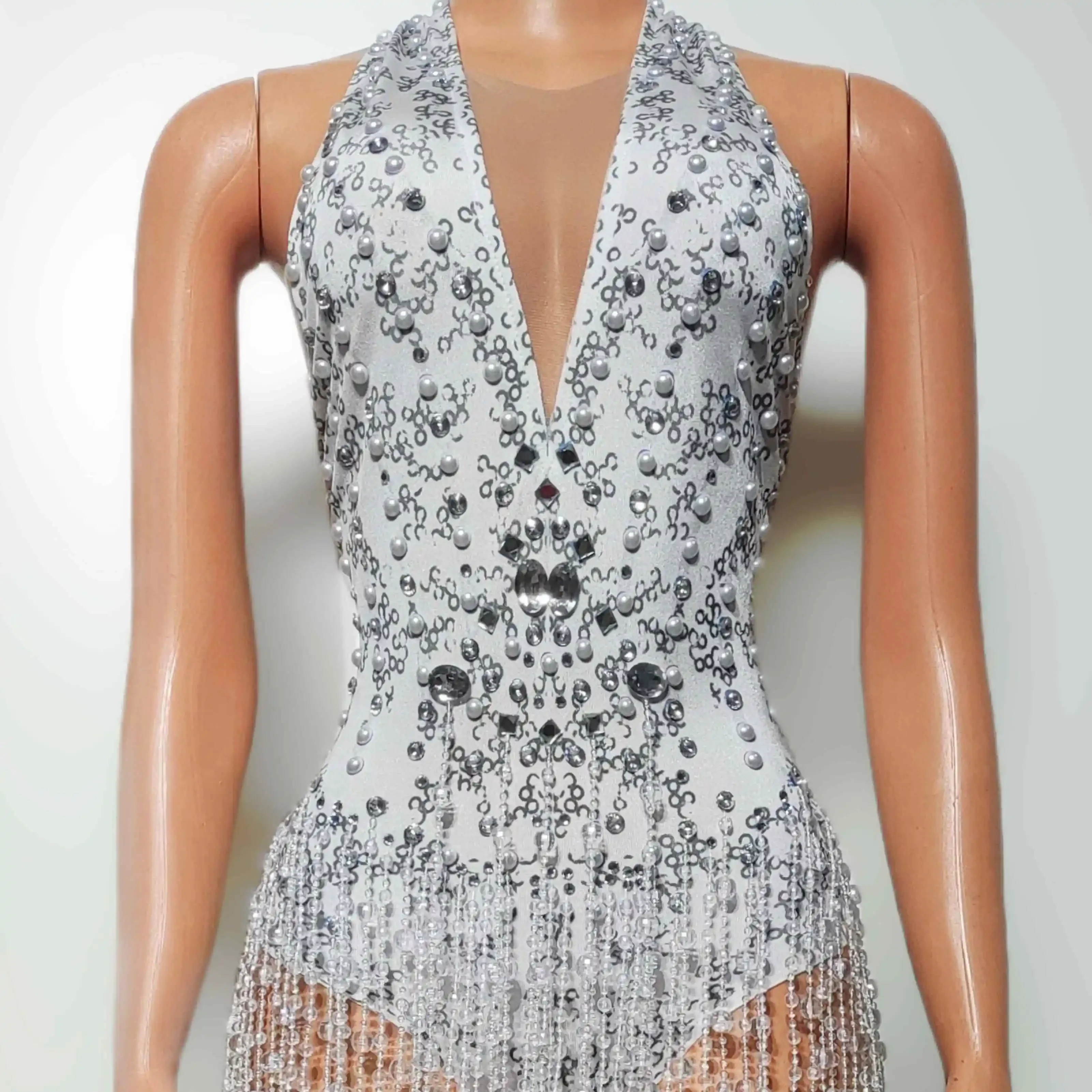 Wiszący kombinezon z frędzlami na szyi Seksowne srebrne body Klub nocny Bar Dj Kostiumy na występy Tancerze Gogo Odzież sceniczna