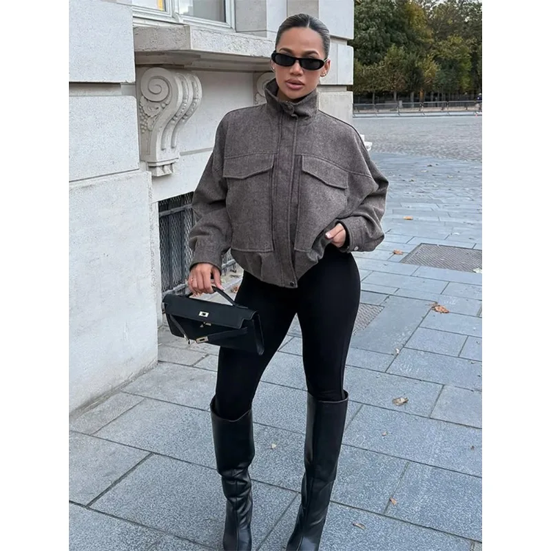 

Модная, универсальная, свободного кроя, приталенная, с узором в виде елочки, пухлая куртка-пилот для женщин.