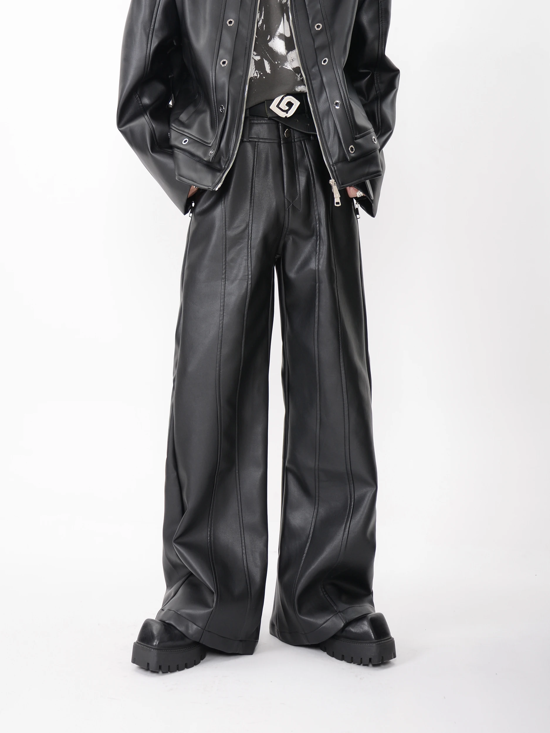 니치 디자이너 해체 디자인 고급감 마이크로 풀 가죽 바지 입체적 루즈 스트레이트 캐주얼