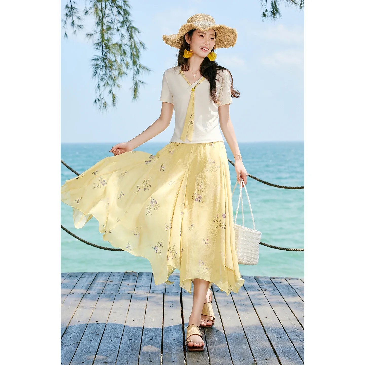 SENTUBILA Women's Two Piece Skirt Set 2026 Summer Knitted T-shirt Elastic Waist Yellow Printed Chiffon Skirt Suit  Q62ZC7292