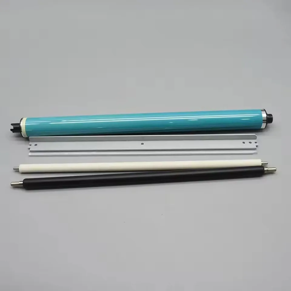 

Комплект: лезвие OPC-барабана IRC7055 и губчатый ролик PCR для барабана Canon imagePRESS c60 c600 c700 c800 c650 c750 c850 c660 c710