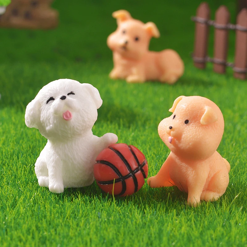 Figura en miniatura de resina de perro de dibujos animados, adorno de Micro paisaje, accesorios de decoración del hogar, regalos de decoración de escritorio Kawaii