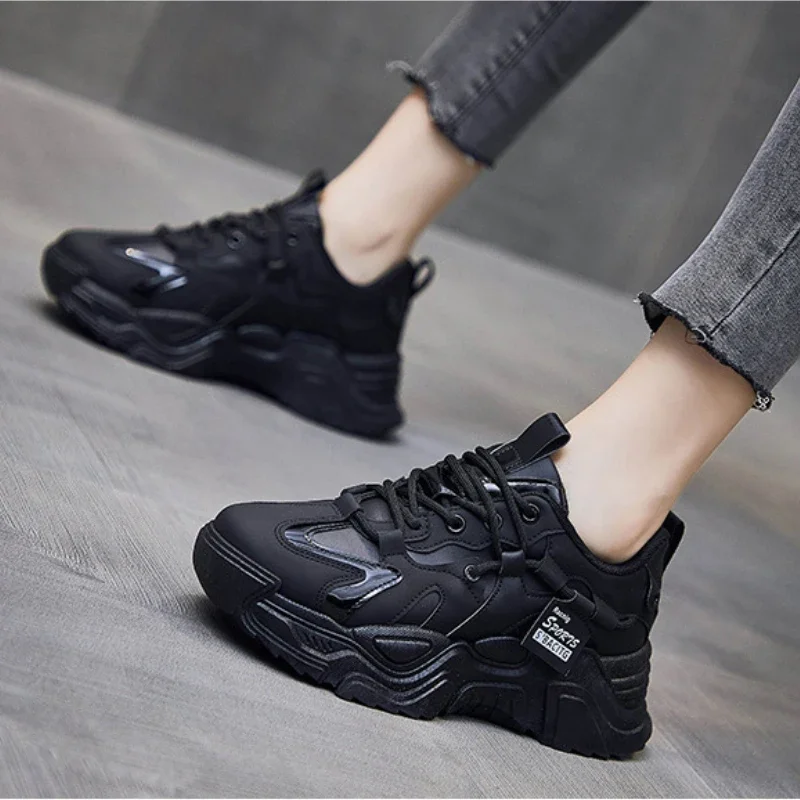 Sneakers untuk wanita 2023 desainer Platform kasual olahraga lari divulkanisir sepatu putih Sneaker Chunky wanita olahraga tenis wanita