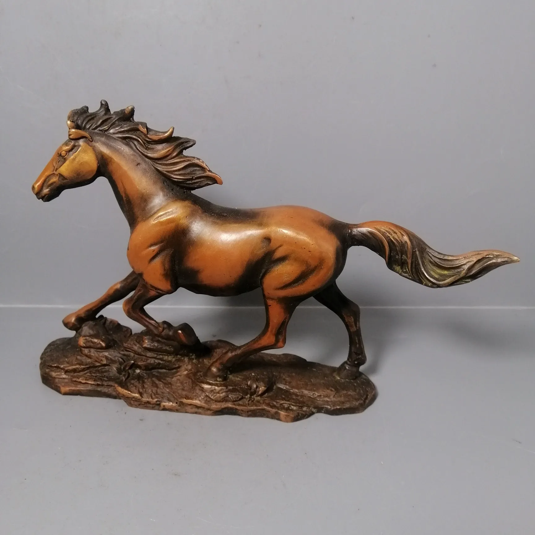 China red bronze horse to success statue Modern art whole brass sculpture Home living room office decoration statue