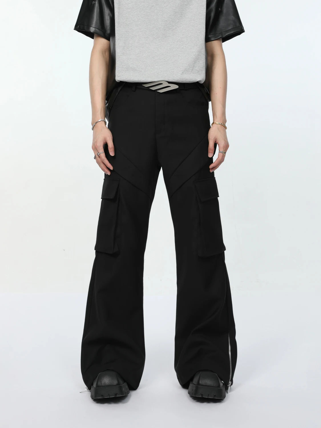 Fashion 2024 Men's Causal Pants Summer Zipper Multi-Pockets Solid Color Men's Street Trendy Male Casual Straight Trousers