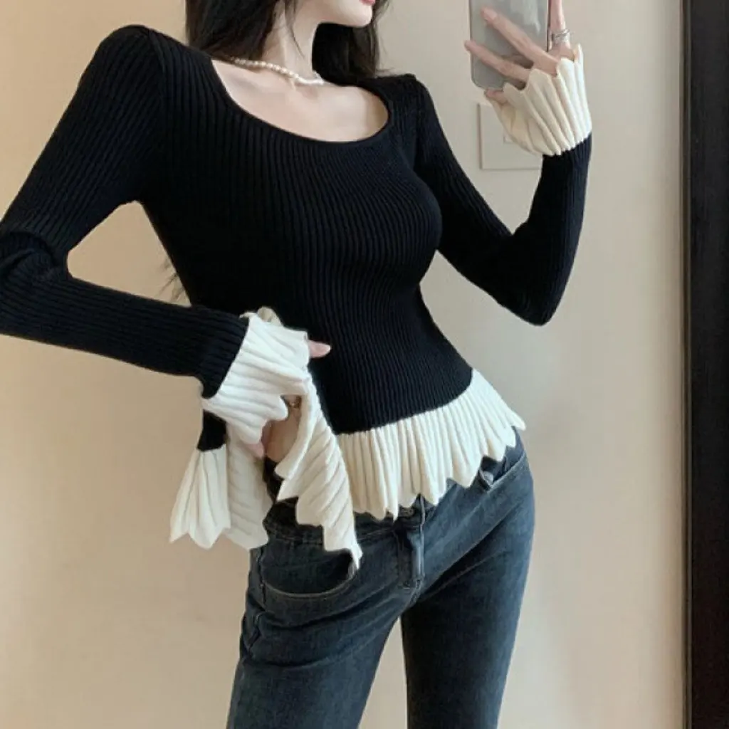 

Women's Black Retro Square Collar Long-Sleeved Knitted Shirt Slim Fit Spring Autumn Stitching Design Inner Top
