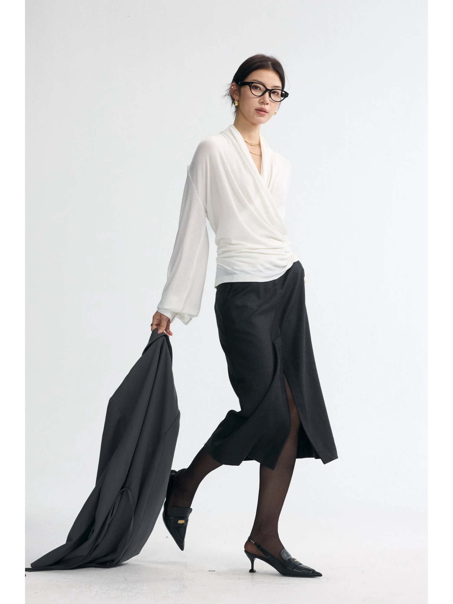 

Showyee Commuter Fashionable Asymmetrical Half-length Suit Skirt High-relief Texture Woolen A-line Skirt for Women
