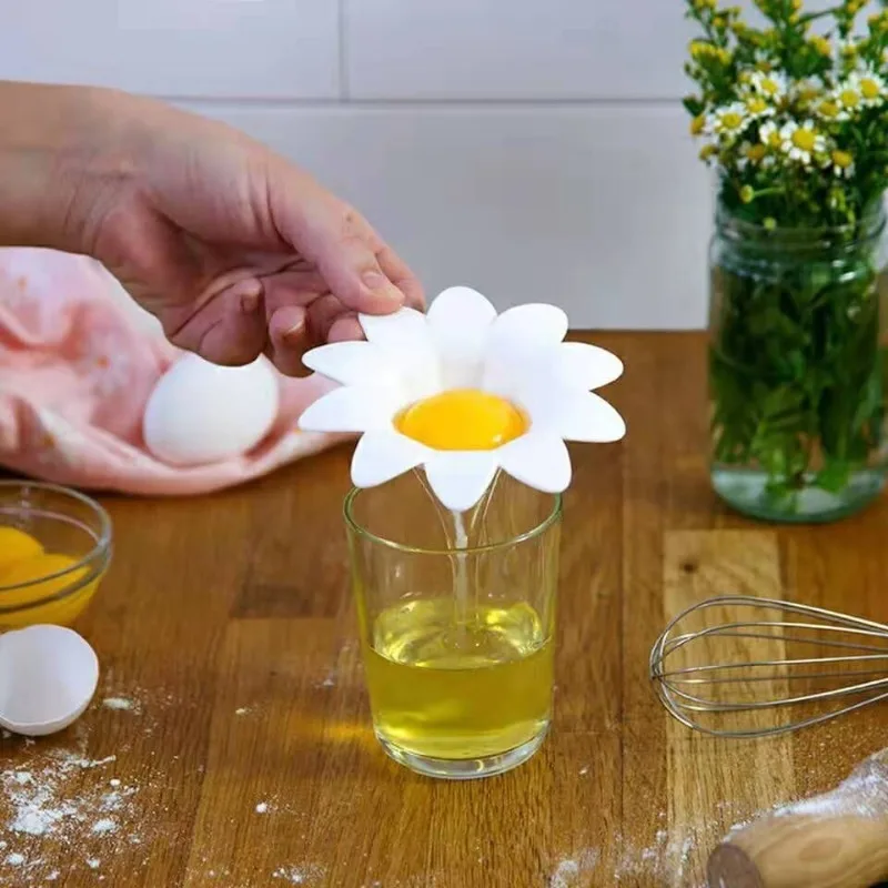 Creative Daisy Shaped Egg White Separator Food Grade Egg Yolk Divider Kitchen Gadget for Separating Egg White and Yolk