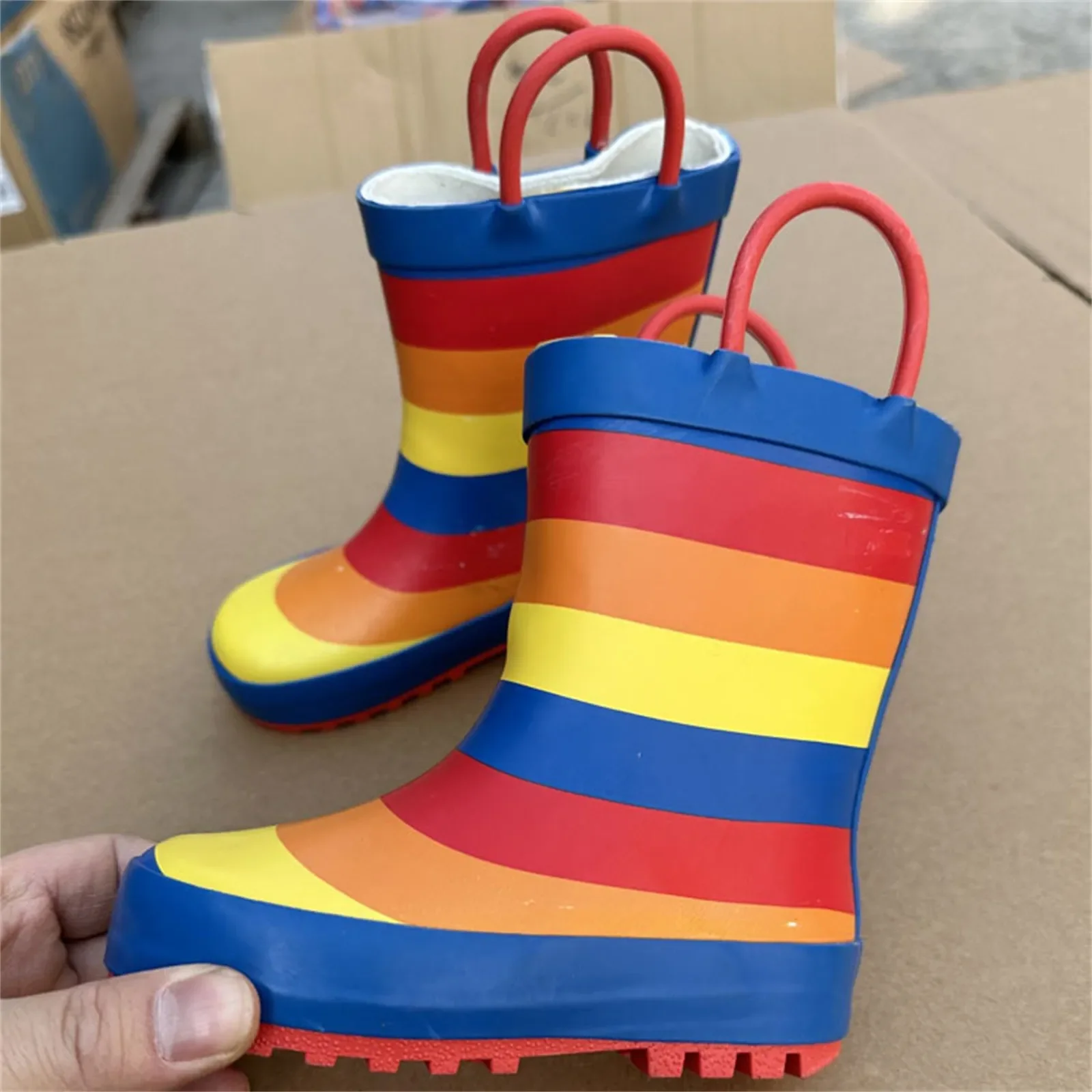 Outdoor Rubber Non-Slip Kids Rain Boots High Quality Waterproof Rain Shoes Classic Rainbow Comfortable Children Rainboots