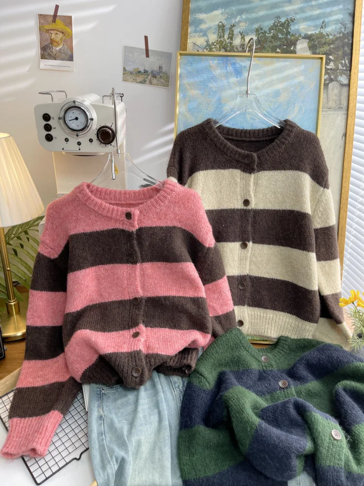 

Vintage Contrast Color Striped Knitted Cardigan for Women Loose Casual Single Breasted Long Sleeve Soft Sweater Female Coat Tops