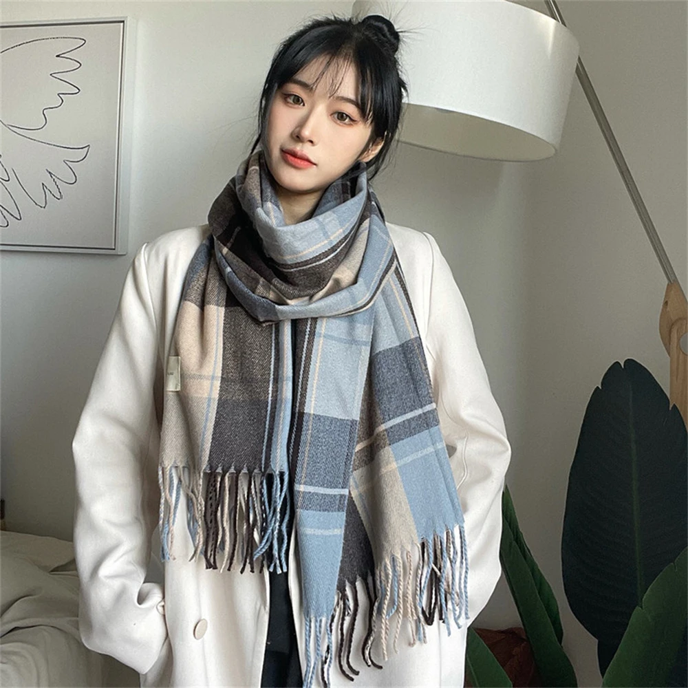 New Korean version of lattice scarf autumn and winter students thicken warm shawl cute couple scarf CN028