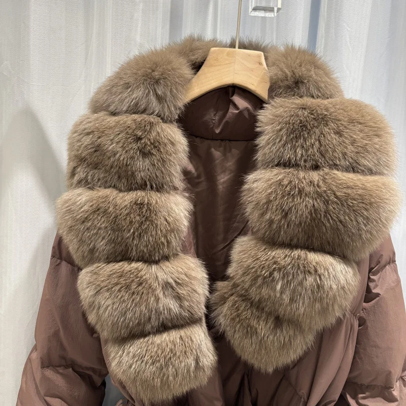 الفاخرة الثعلب الفراء طوق الشتاء الدافئة أسفل سترة المرأة فضفاضة حزام الفراء أسفل معطف قصير سترة منفوخة الأبيض بطة أسفل أعلى