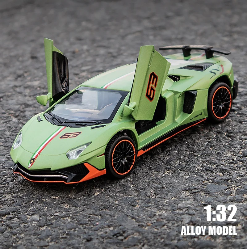 

1:32 LAMBOR AVENTADOR SVJ LP780-4 sports car model toy with sound and lights, suitable for birthday gifts for kids