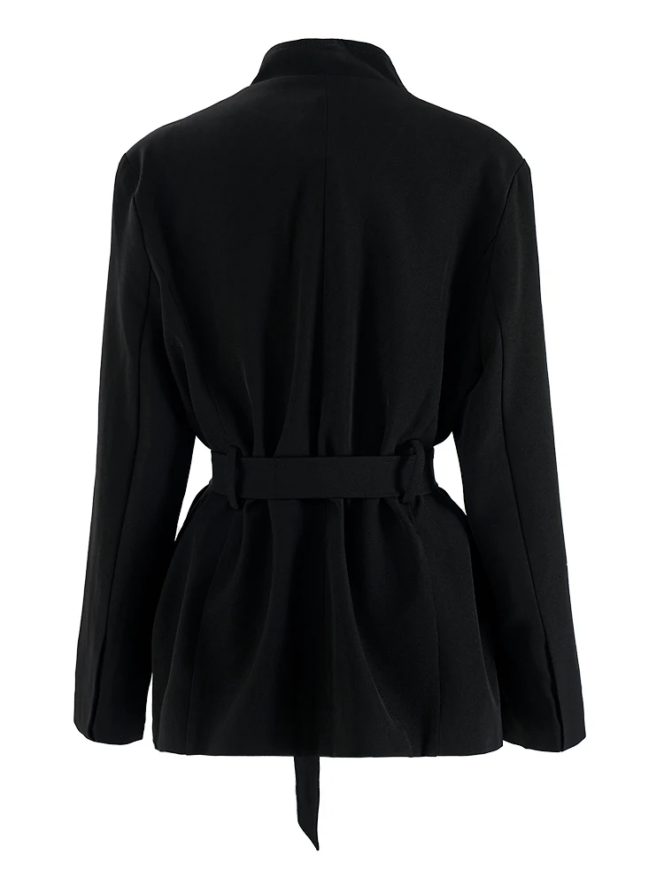 [EAM] Women Black Belted Pocket Elegant Big Size Blazer New V-neck Long Sleeve Jacket Fashion Tide Spring Autumn 2024 CPG2282