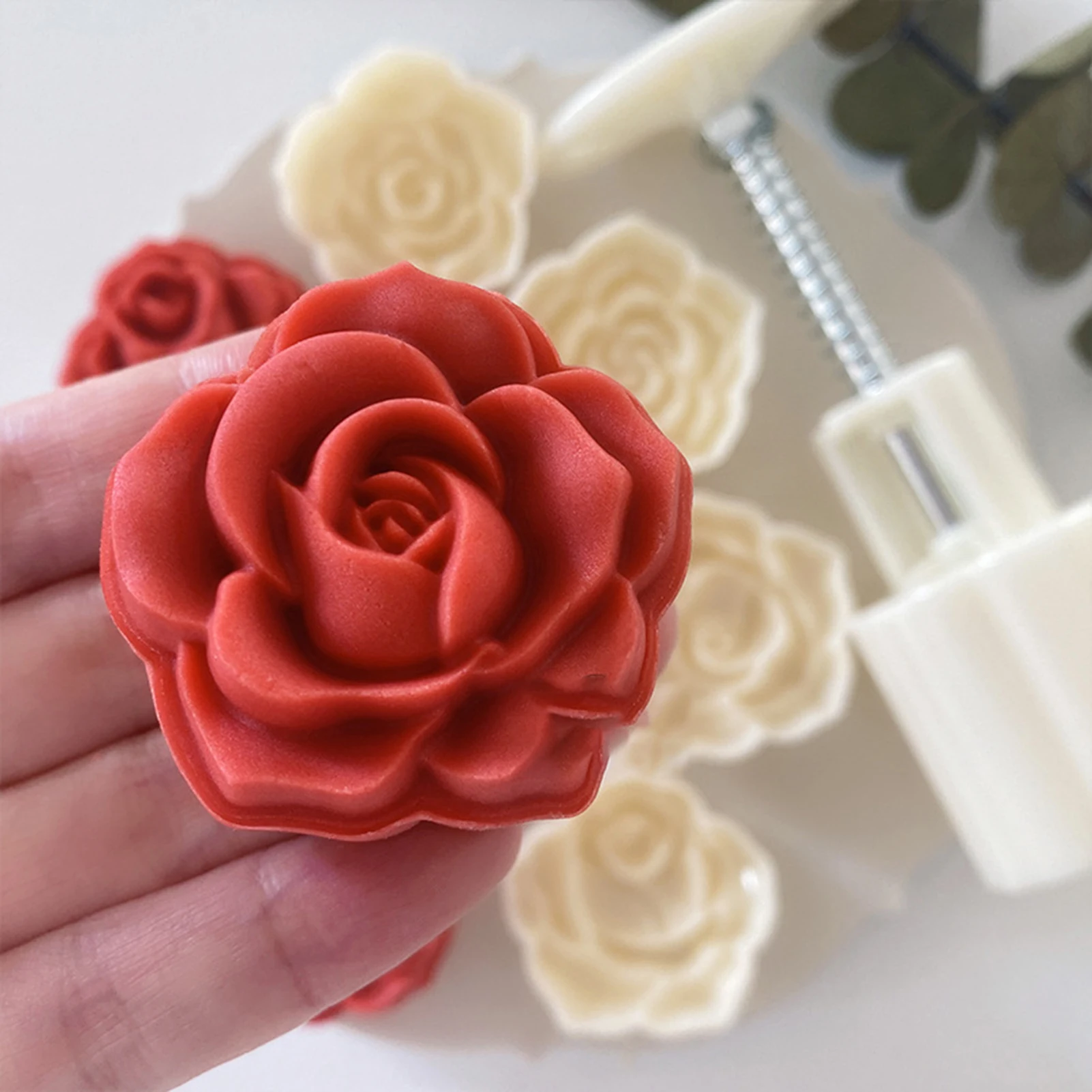 30/50/75g 4pcs Rose Flower Mooncake Mold Set Mid Autumn Festival DIY Hand Pressure Fondant Moon Cake Mould Decoration Tool