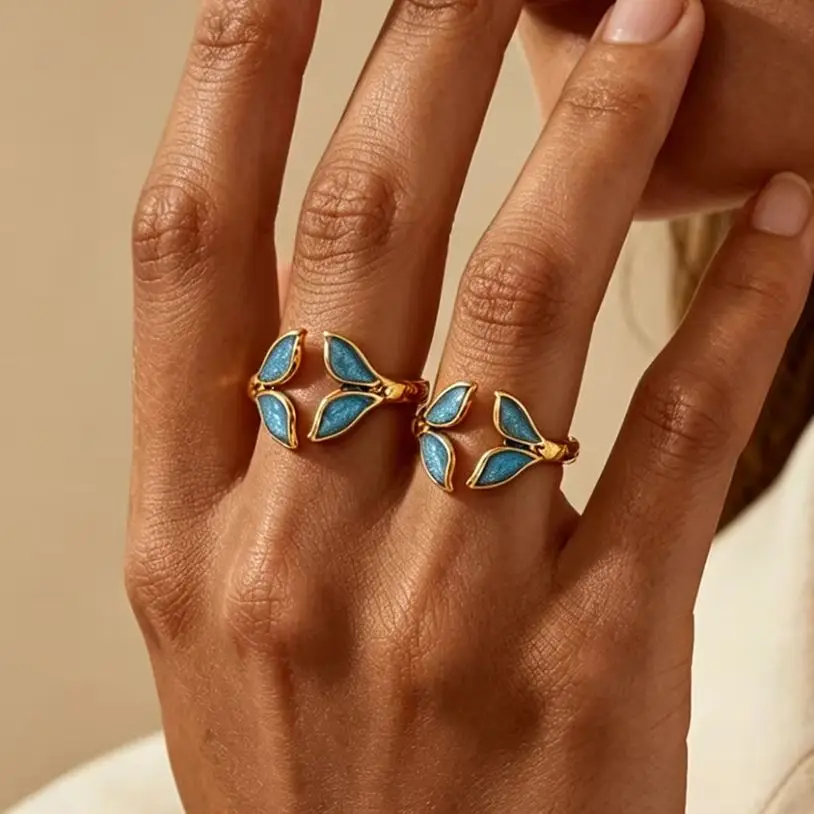 Vintage Oil Dripping Wing Rings For Women 18K Gold Plated Stainless Steel Fish Tail Ring Aesthetic Wedding Party Jewelry Gift