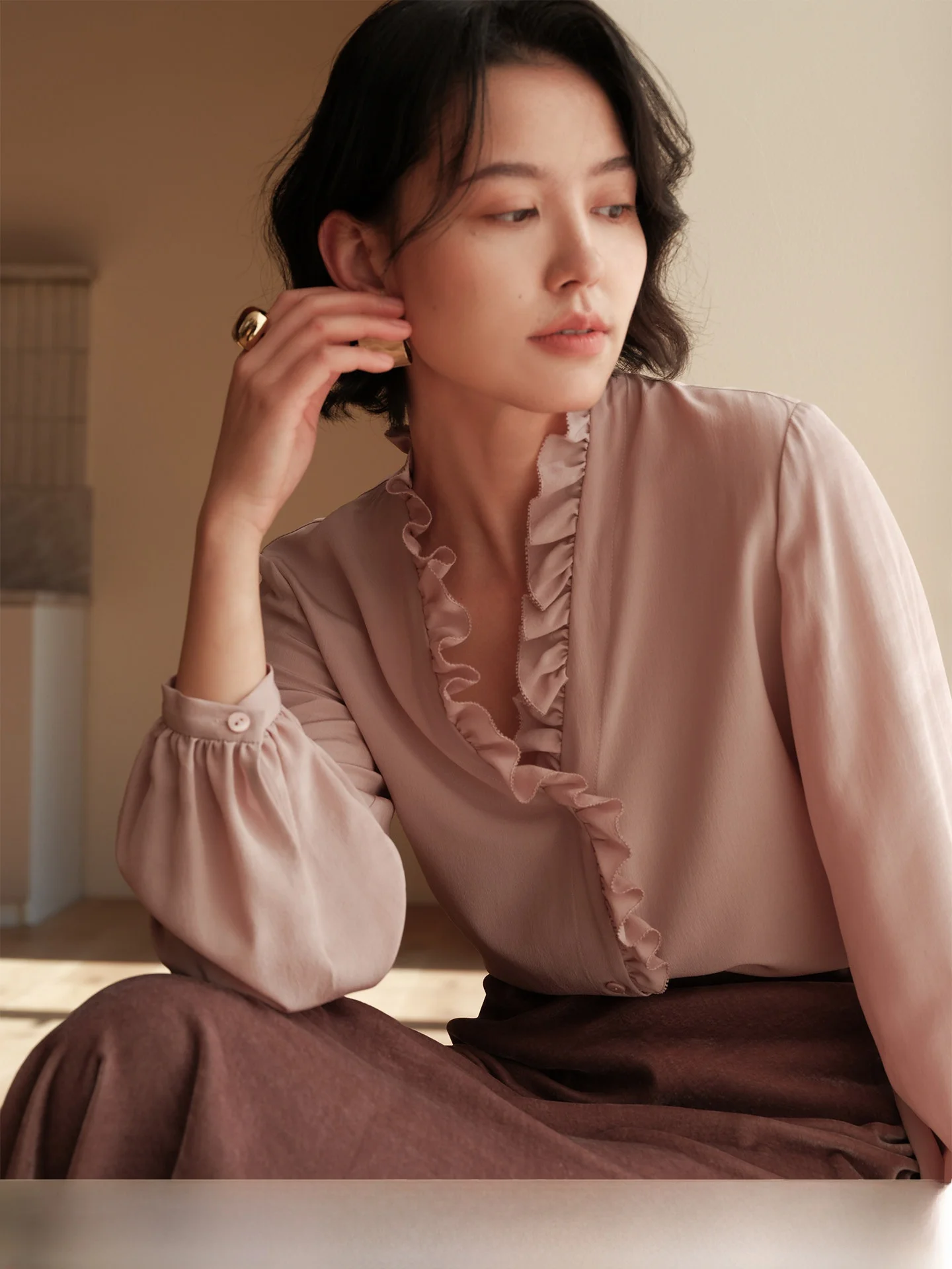 

Chimai Rihua Morning Fog Rose 9MM Double Gauze 00% Silk Long Sve irt V-ne Lace Trim French Sle Loose Fit