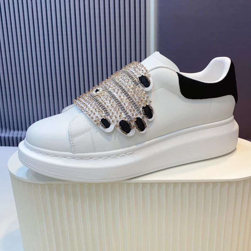 Ladies Thick Platform Flat Sneakers Rhinestone Bling Bling Buckle Round Toe All Match Small White Shoe Top Quality Casual Loafer