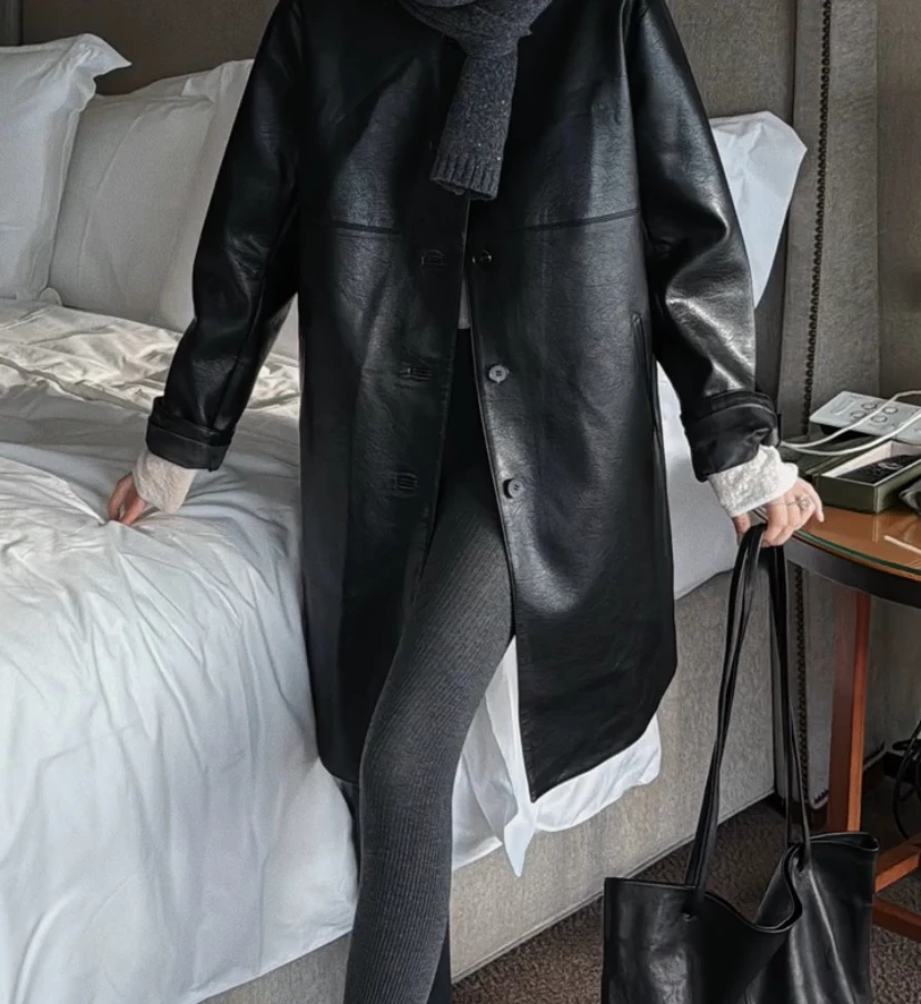 เสื้อโค้ทหนังแท้ทรงหลวมความยาวปานกลาง รุ่นใหม่ปี 2025 แฟชั่นสำหรับผู้หญิง คุณภาพพรีเมียม