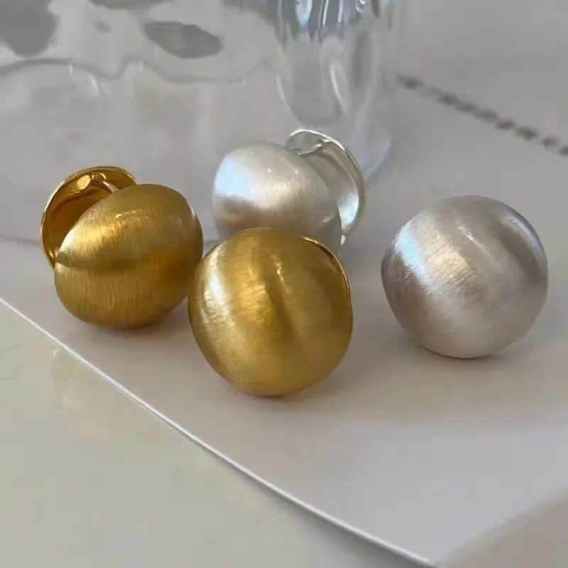 ANENJERY Glossy Frosted Round Stud Earrings for Women Simple Vintage Personality Ear Buckle Huggies