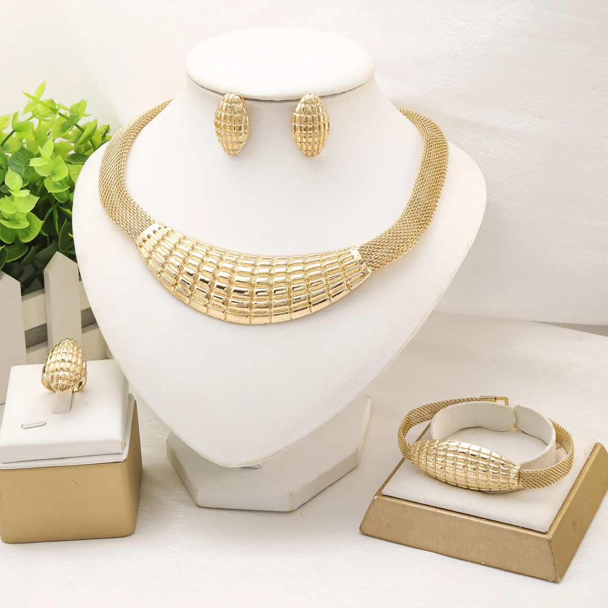 Fashion Jewelry Sets for Women Choker Necklace 18k Gold Plated Luxury Design Bridal Wedding Bracelet Ring Earrings Trend 2025